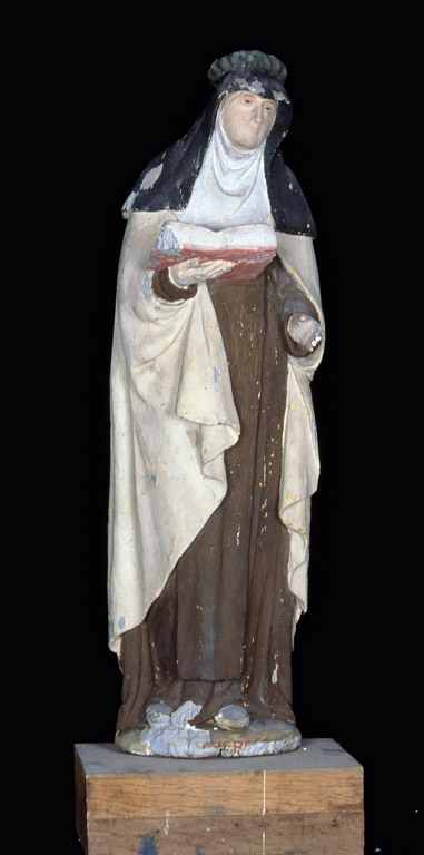 Statue (demi-nature) : sainte Thérèse (?)