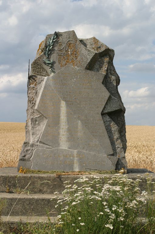 Monument aux morts du RICM à Chavignon