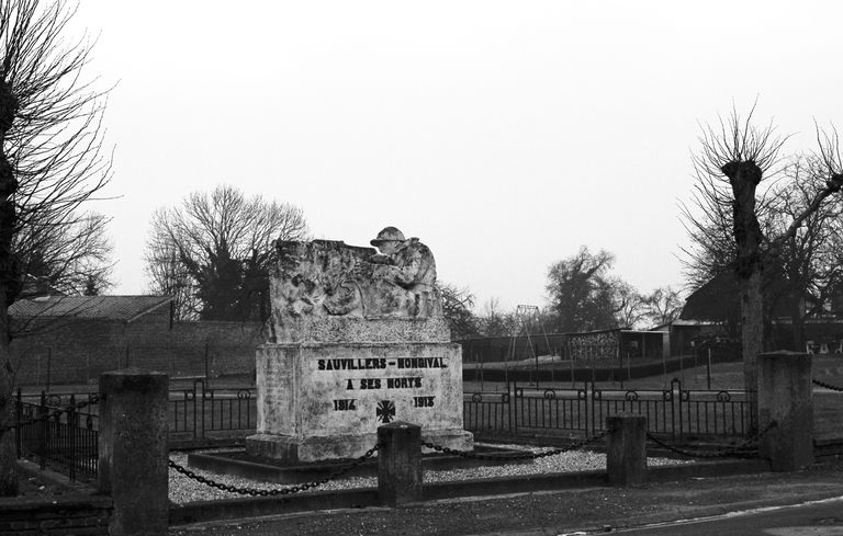 Monument aux morts de Sauvillers-Mongival