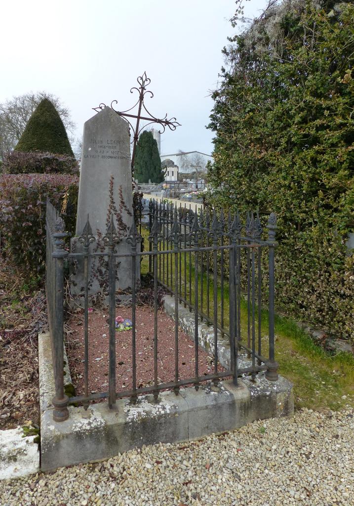 Tombeau (stèle funéraire) de l'ingénieur Jules Legros