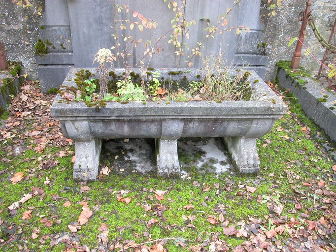 Tombeau (stèle funéraire) des familles Prévost-Blondel et Levêque-Prévost