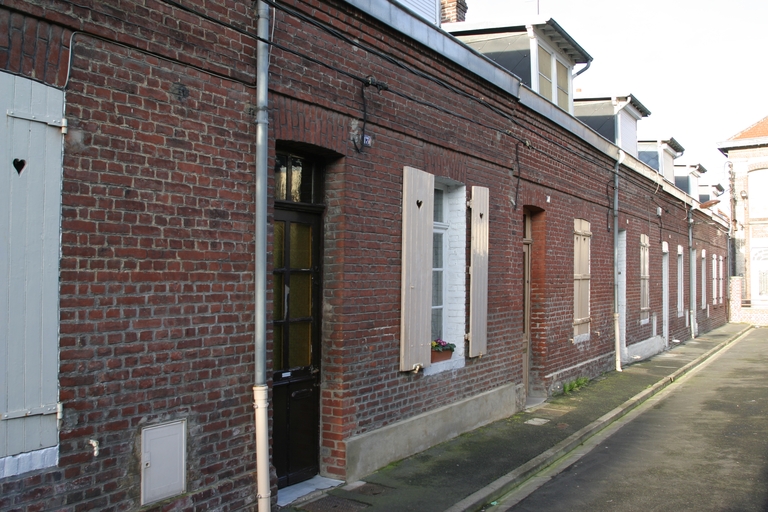Ensemble d'édifices à cour commune, dit Cour Braconnier, à Saint-Quentin