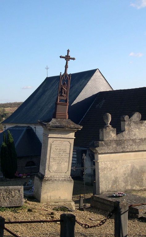 Tombeau (croix funéraire) de Thérèse et Joseph Bralant
