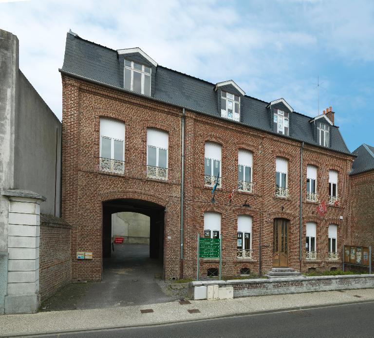Ancienne demeure d'Eugène Imbert, puis gendarmerie de Friville-Escarbotin, aujourd'hui maison des associations