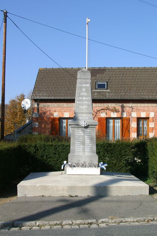 Monument aux morts d'Ostel