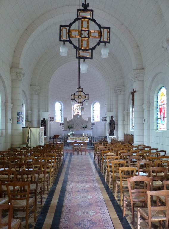 Le mobilier de l'église paroissiale de Vaire