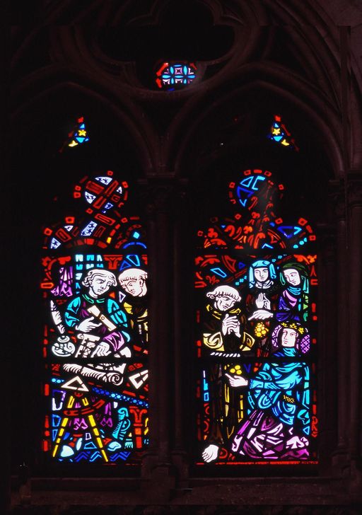 Ensemble de sept verrières figurées du sanctuaire (baies 100 à 106) : Histoire du couvent de cordeliers