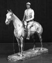 Statue (statue équestre ; statuette) : portrait équestre du roi des Belges Albert 1er