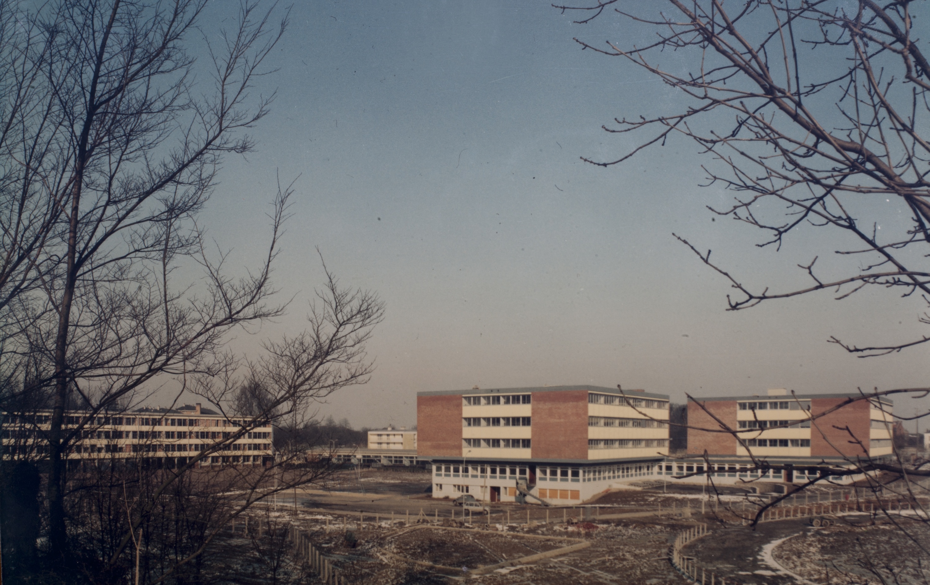 Collège, puis lycée, puis Cité scolaire Eugène-Thomas