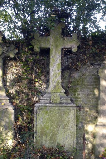 Tombeau (stèle funéraire) de la famille Eyraud-Pranger