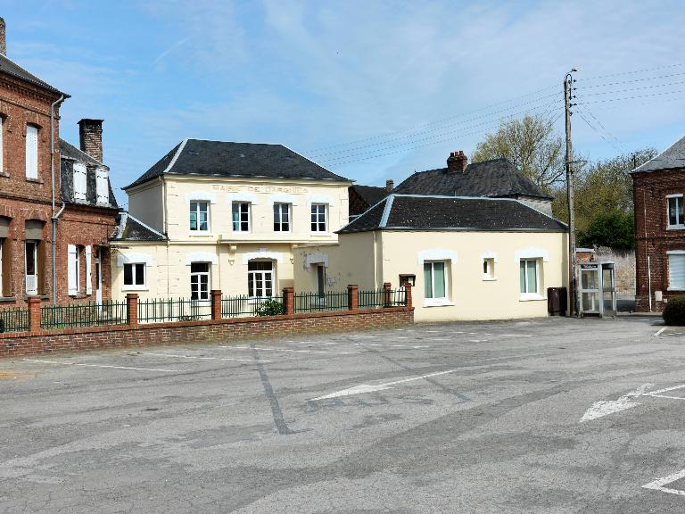 Ancienne école primaire et mairie de Dargnies