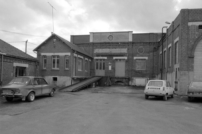 Ancien tissage de velours de la Société française du Hamel, devenu usine de bonneterie Delannoy, puis Tricotage du Hamel