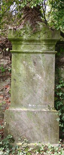Tombeau (stèle funéraire) de la famille Blondeaux-Moïse