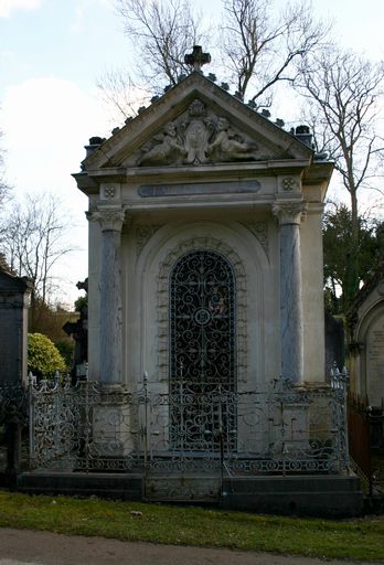 Tombeau (chapelle) de la famille Fussien