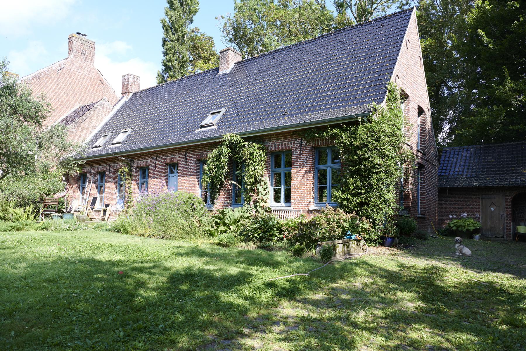 Ancienne école de garçons, actuellement maison