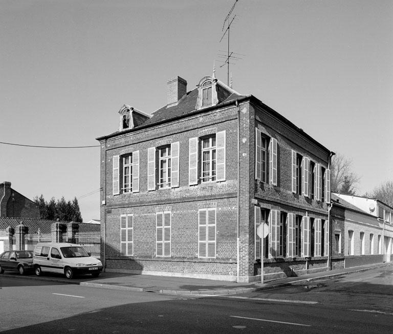 Ancienne maison atelier de l'entrepreneur Désiré Dubois