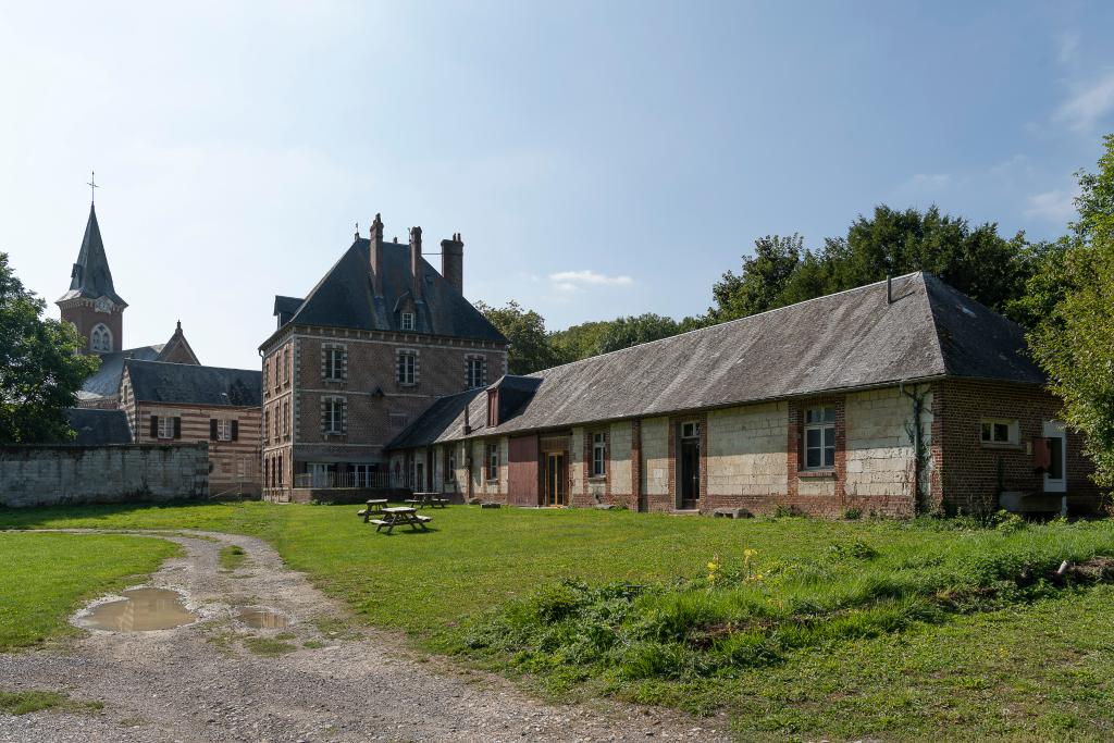Ancienne ferme et château de Bonneleau