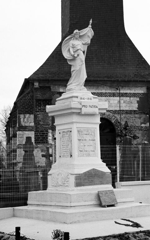 Monument aux morts de Saint-Quentin-en-Tourmont