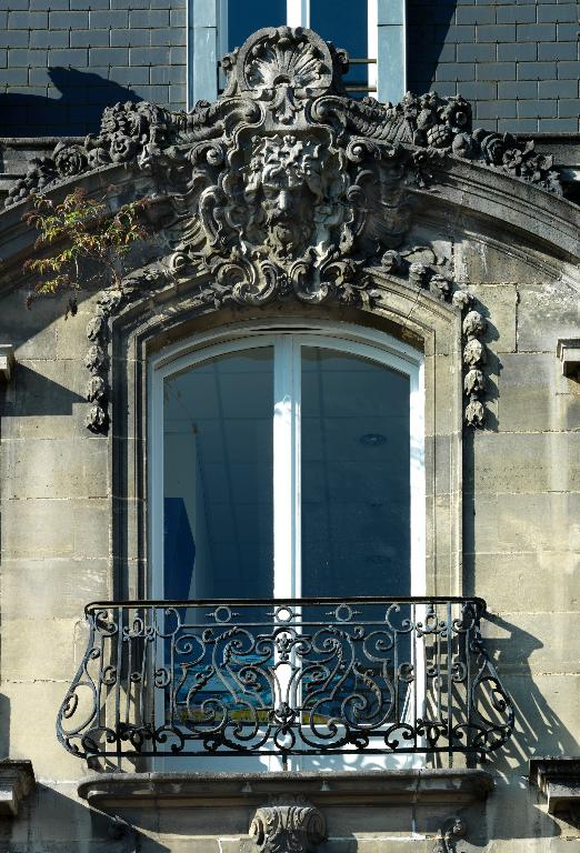 Ancienne demeure d'Alice Saint, dite Château blanc à Flixecourt