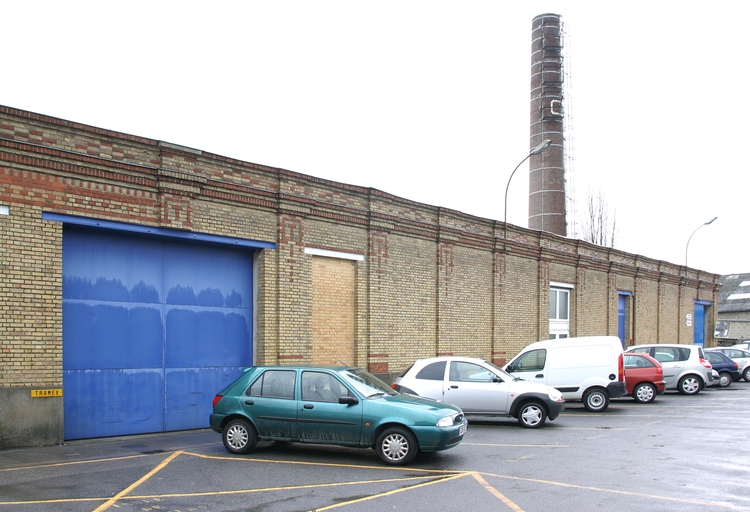 Ancien tissage de coton et de guipure F. Cornaille et Cie, bonneterie Le Textile Delcer et usine de fibres artificielles et synthétiques Nysam, puis bonneterie Tramex et établissement administratif