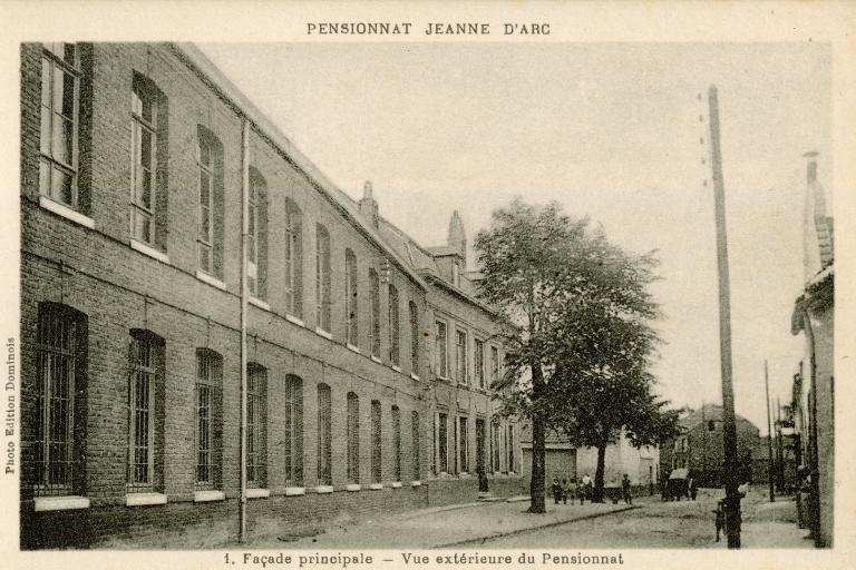 Maison, puis pensionnat Jeanne d'Arc, actuellement école maternelle Notre-Dame des Anges