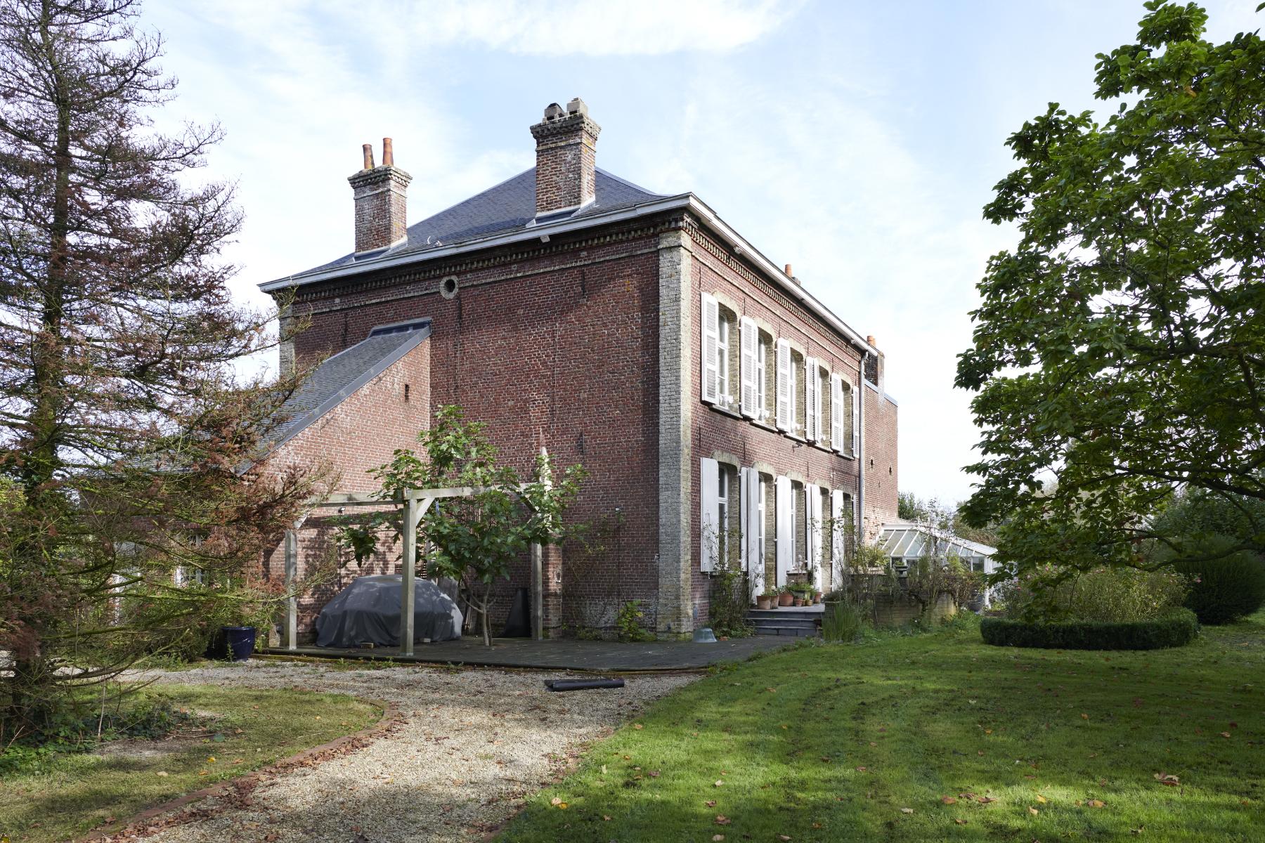 Ancien office notarial, actuellement maison