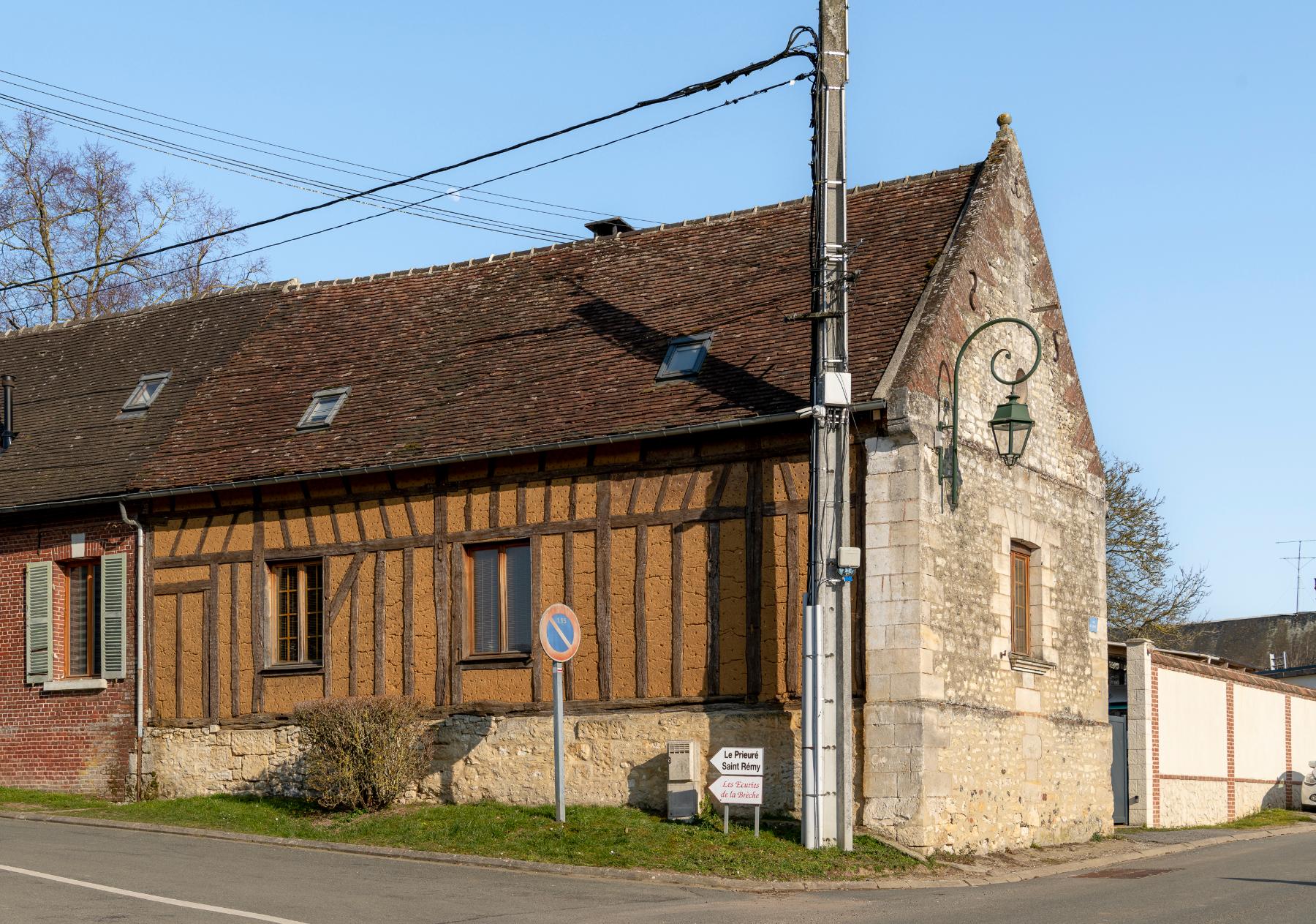 L'habitat du village de Montreuil-sur-Brêche
