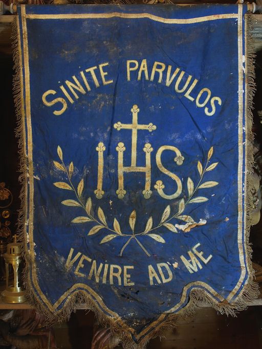 Bannière de procession : I.H.S