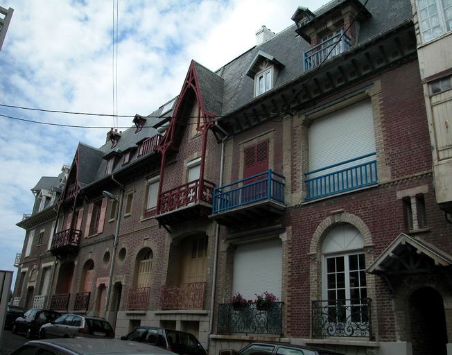 Maison à plusieurs logements accolés, dits Gracieuse, Plaisance, Colibri, Beauregard