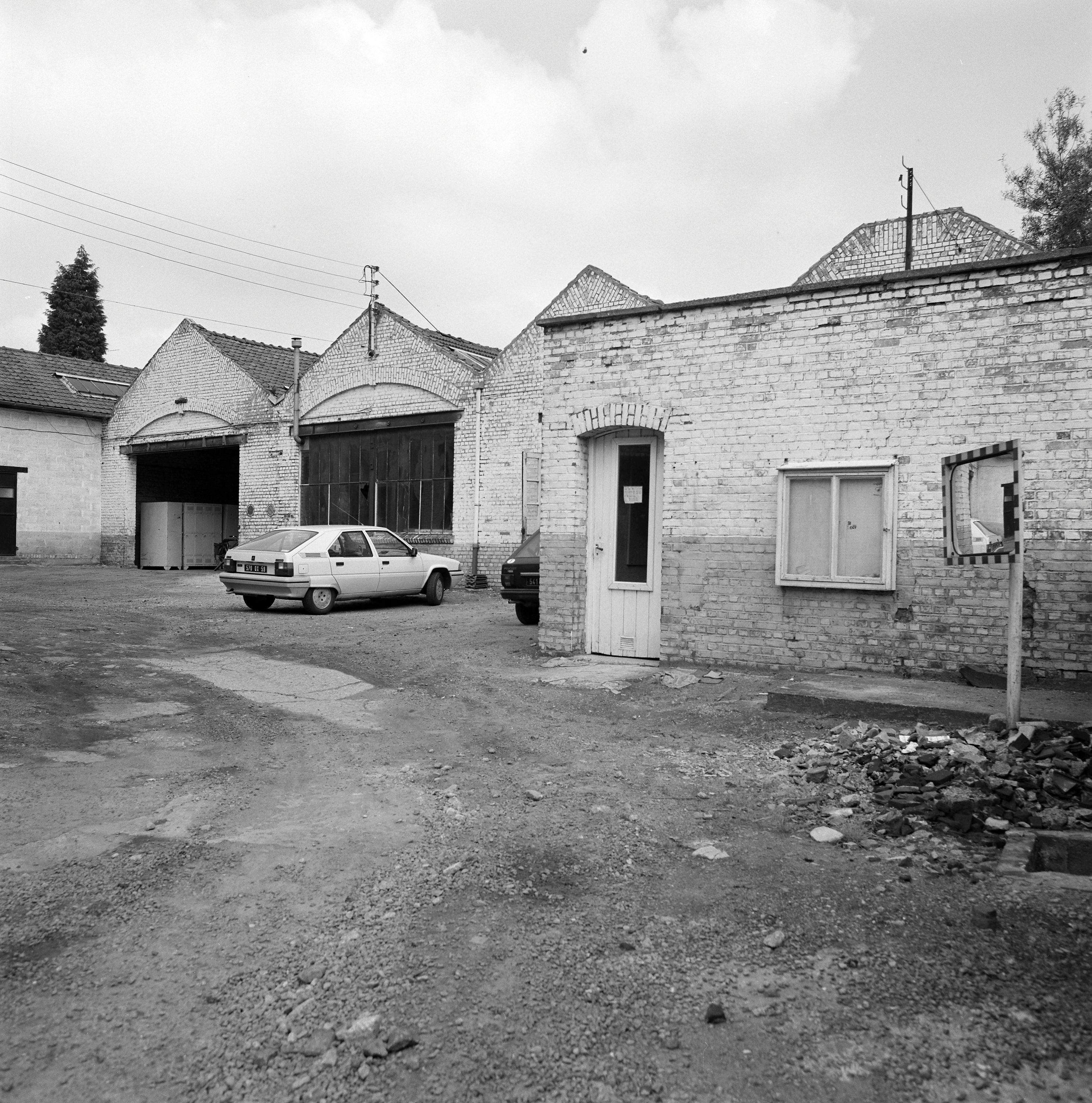 Tissage Deligne et Hembert, puis usine de confection Rogeau Aîné