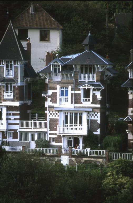 Maison de villégiature, dite Madelinette ou Madolinette, actuellement Les Cormorans