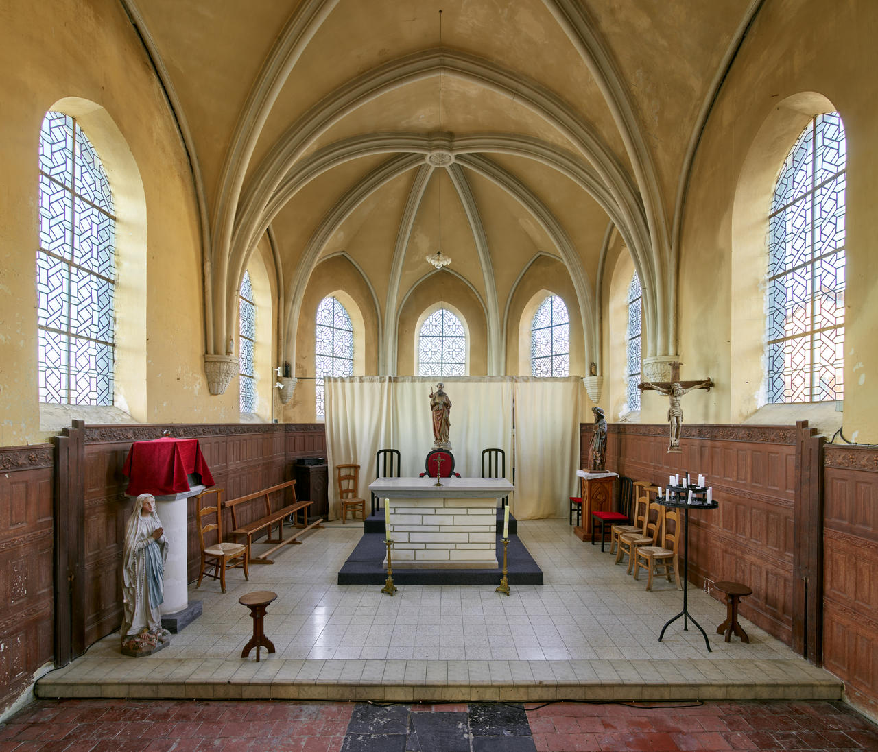 Le mobilier de l'église Saint-Jacques de Cuhem