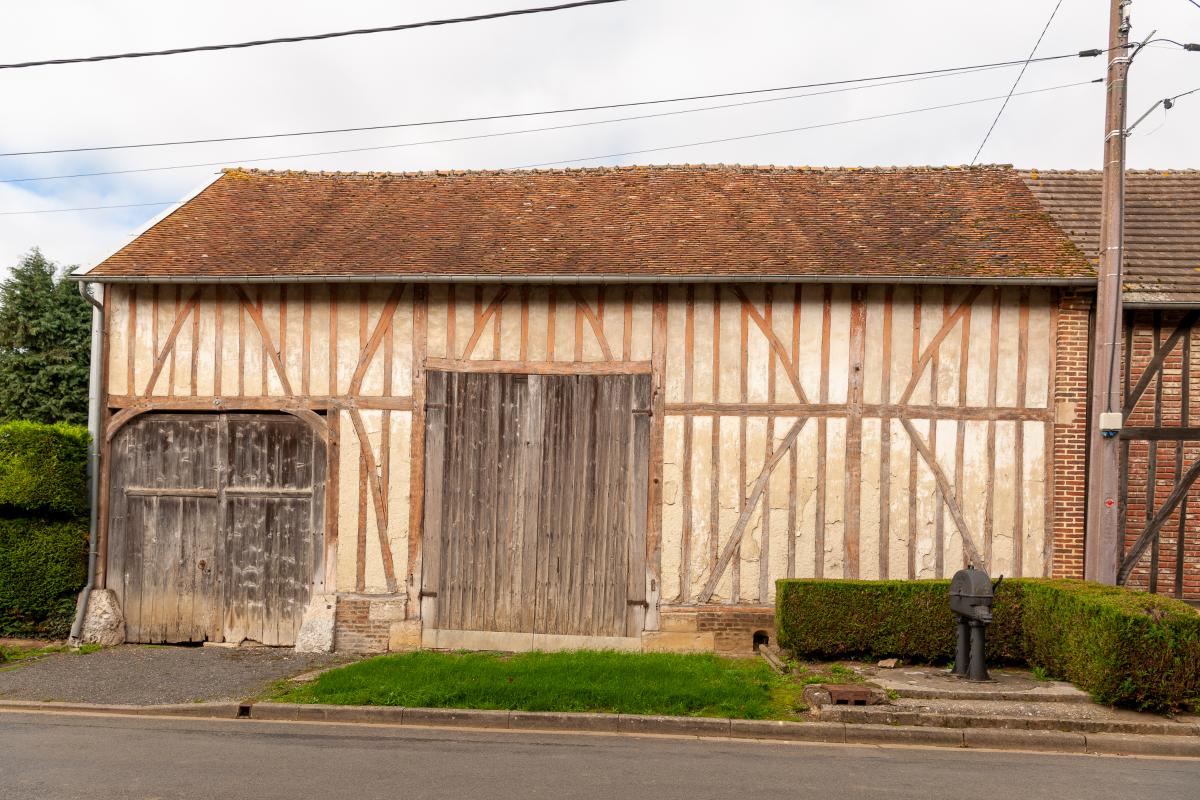 L'habitat du village d'Abbeville-Saint-Lucien