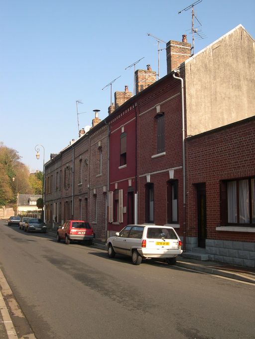 Maison et ensemble de deux maisons de rapport à Pont-de-Metz