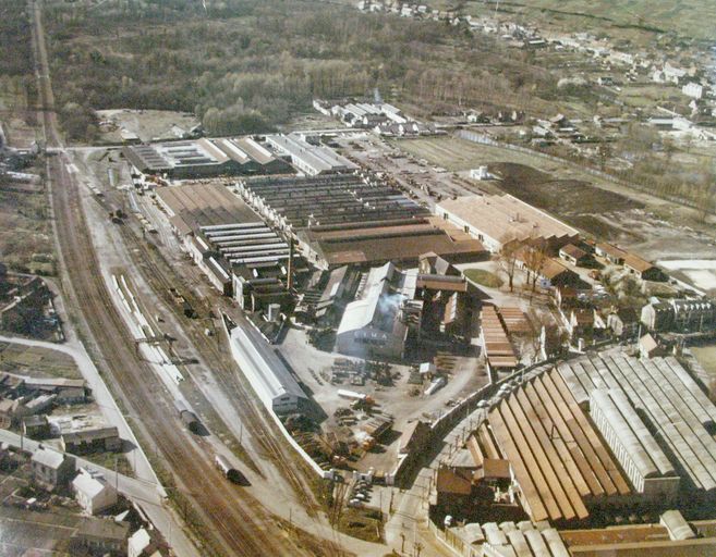 Ancienne usine de matériel agricole Wallut, puis CIMA-Wallut, puis CIMA, puis International Harvester France, puis Krone, puis entrepôt industriel et câblerie