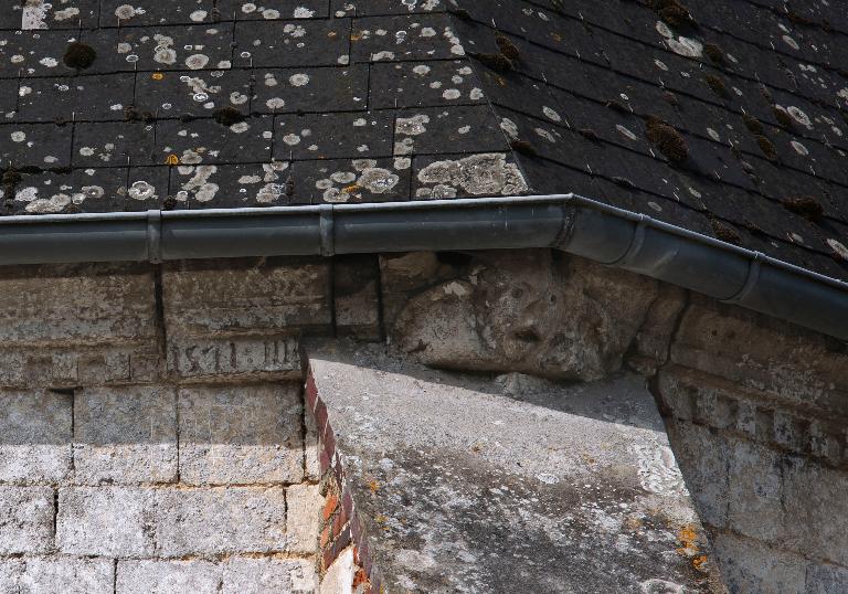 Église paroissiale et cimetière Notre-Dame de la Nativité de Friaucourt