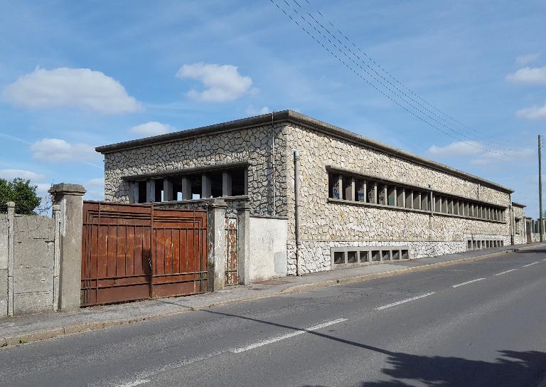 La piscine Léon-Pille, dite aussi "La Cheminote", à Amiens (vestiges)