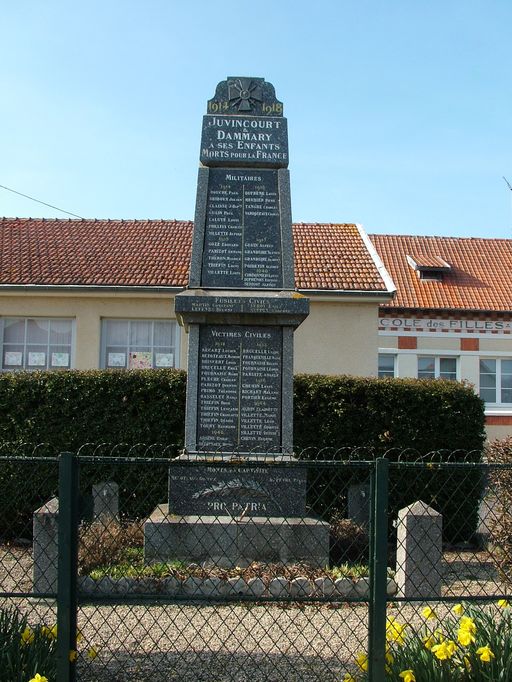 Monument aux morts de Juvincourt-et-Damary