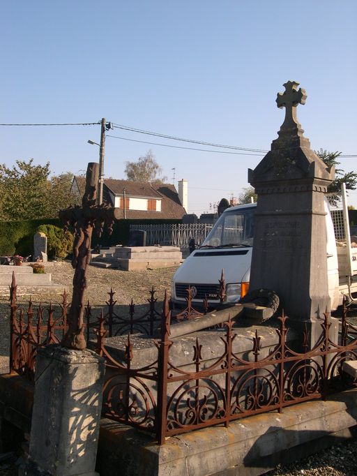 Cimetière de Vers-sur-Selles