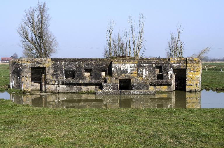 Casemate à mitrailleuse 25