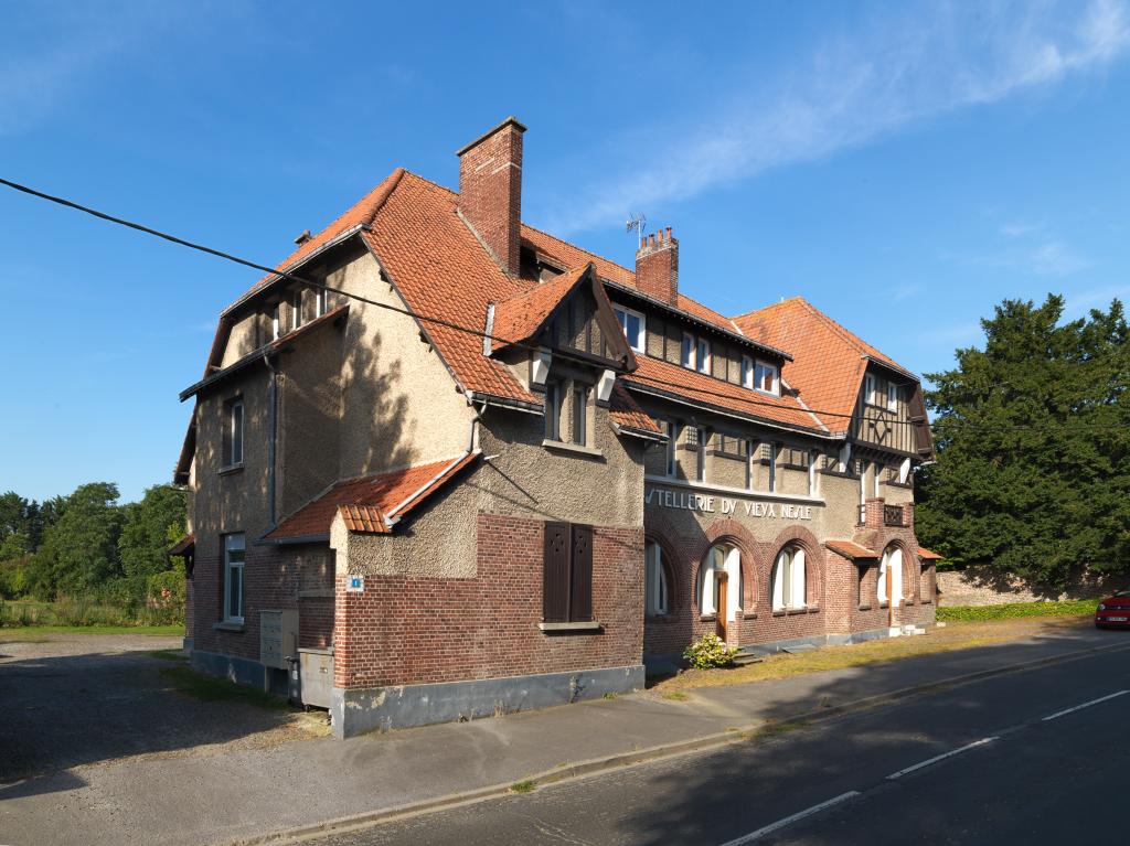 Hôtel de voyageurs dit Hostellerie du Vieux Nesle