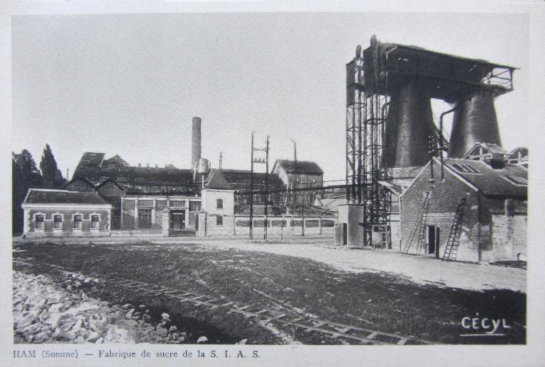 Ancienne sucrerie Bernot, puis Société Industrielle et Agricole de la Somme (SIAS), devenue usine de produits chimiques SICAC, puis Evonik-REXIM