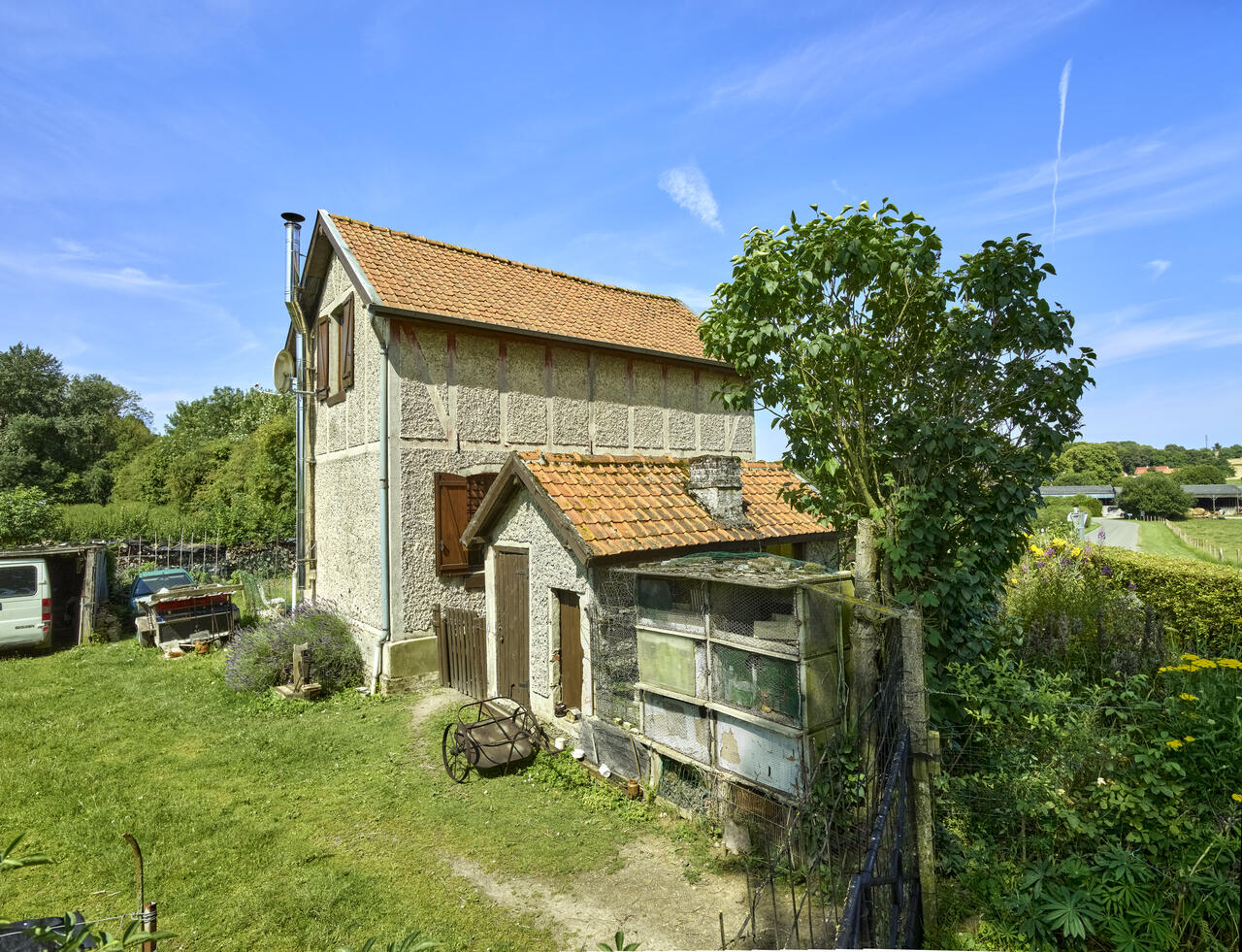 Maison de garde-barrière