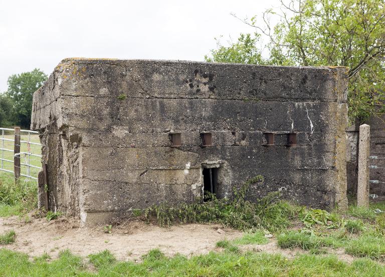 Casemate à canon 80