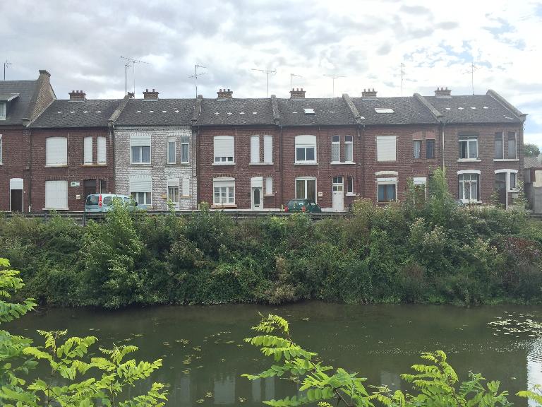 Ancienne sucrerie de betteraves Letombe, puis Legrand et Cie, puis Bocquet, devenue cité ouvrière de la Clouterie