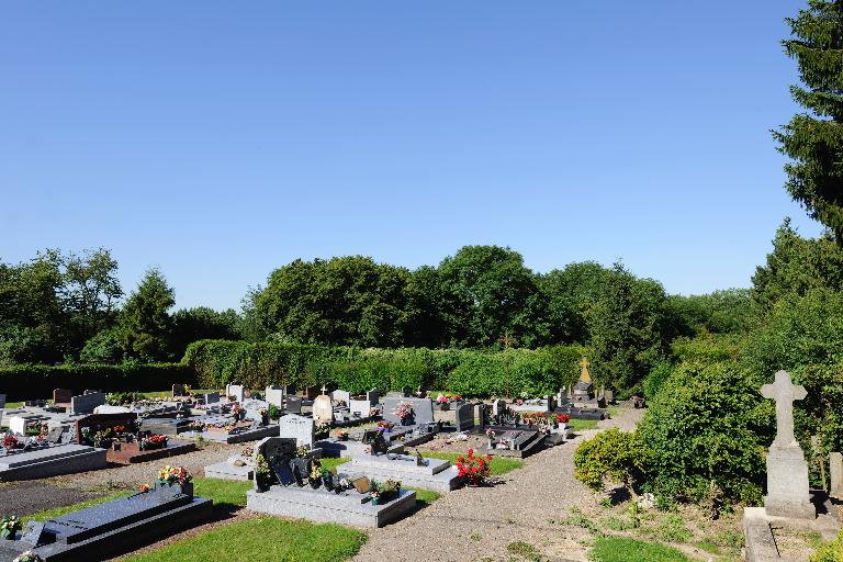 Le cimetière communal d'Authuille