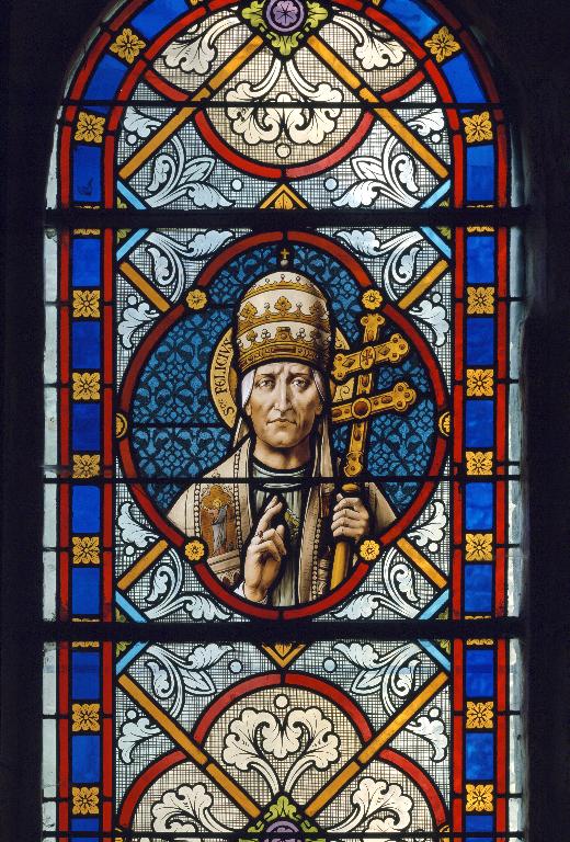 Ensemble de quatre verrières figurées décoratives : sainte Marcelle, sainte Madeleine, saint Félix et Saint Louis (baies 4, 6, 12 et 14)