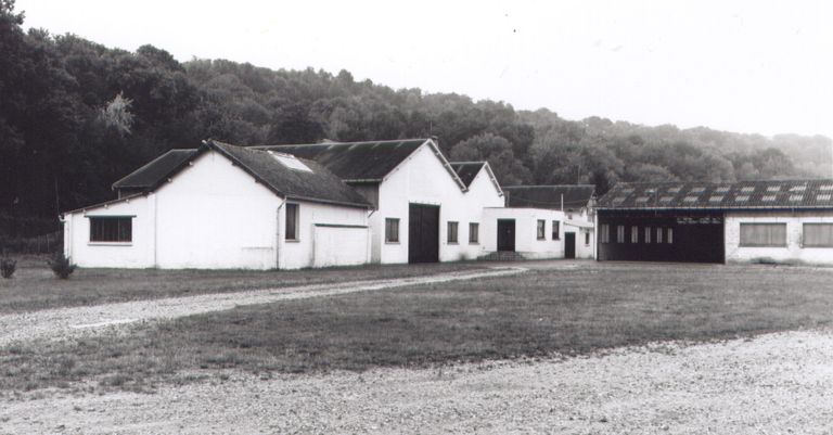 Moulin à blé d'Achy, puis tannerie Lesquandieu, puis scierie Dubus, Bilger, puis Mécabois, devenu logement et entrepôt industriel