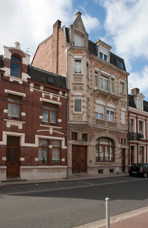 Rue Mathieu Dumoulin et avenue du Clos