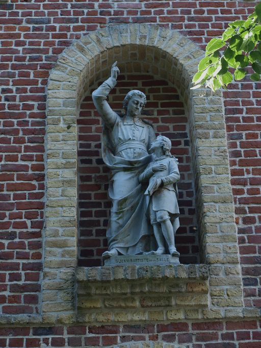 Statue : saint Jean-Baptiste de la Salle